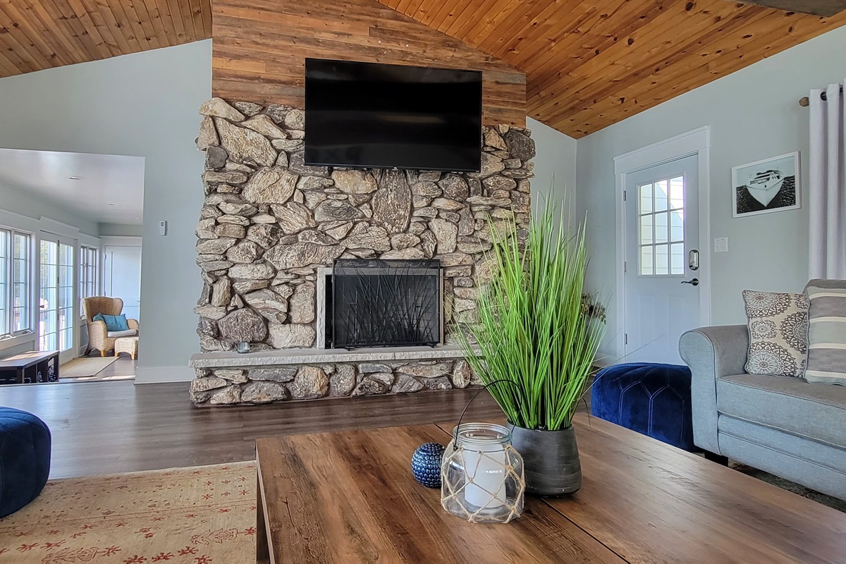 Key House living room interior